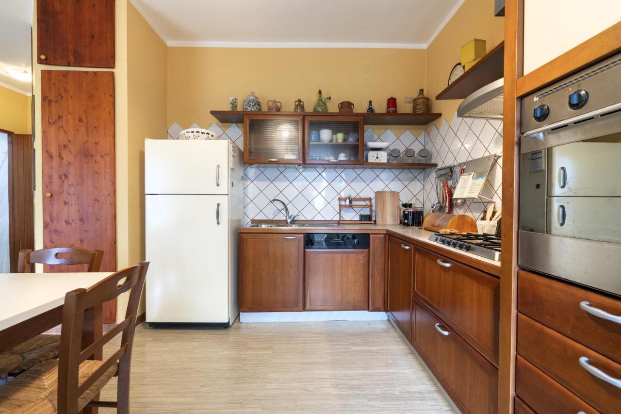 Casa Del Riccio Fronte Mare Villa Mola di Bari Ngoại thất bức ảnh
